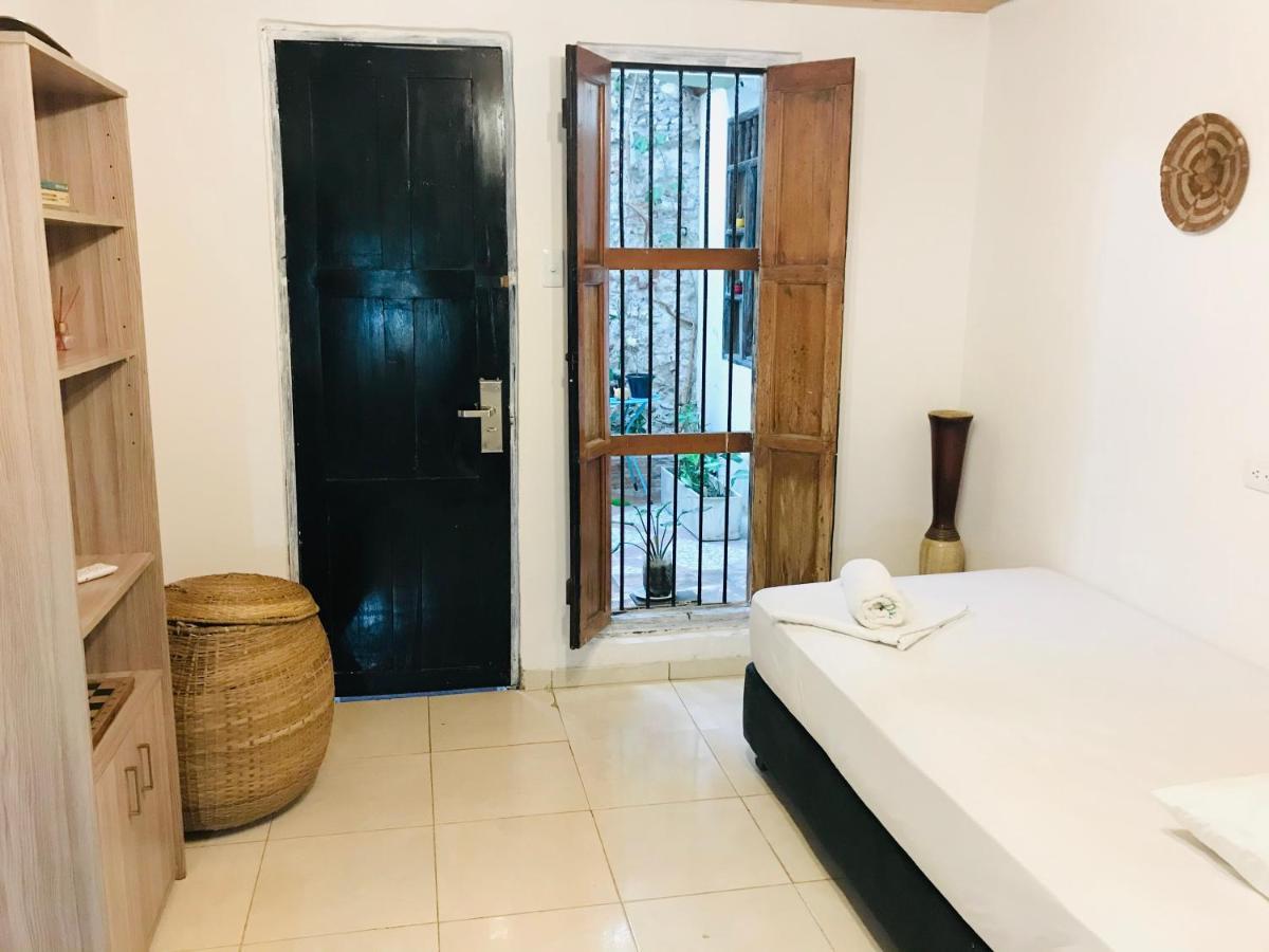 Casa Mama Waldy Hostel Cartagena Eksteriør bilde