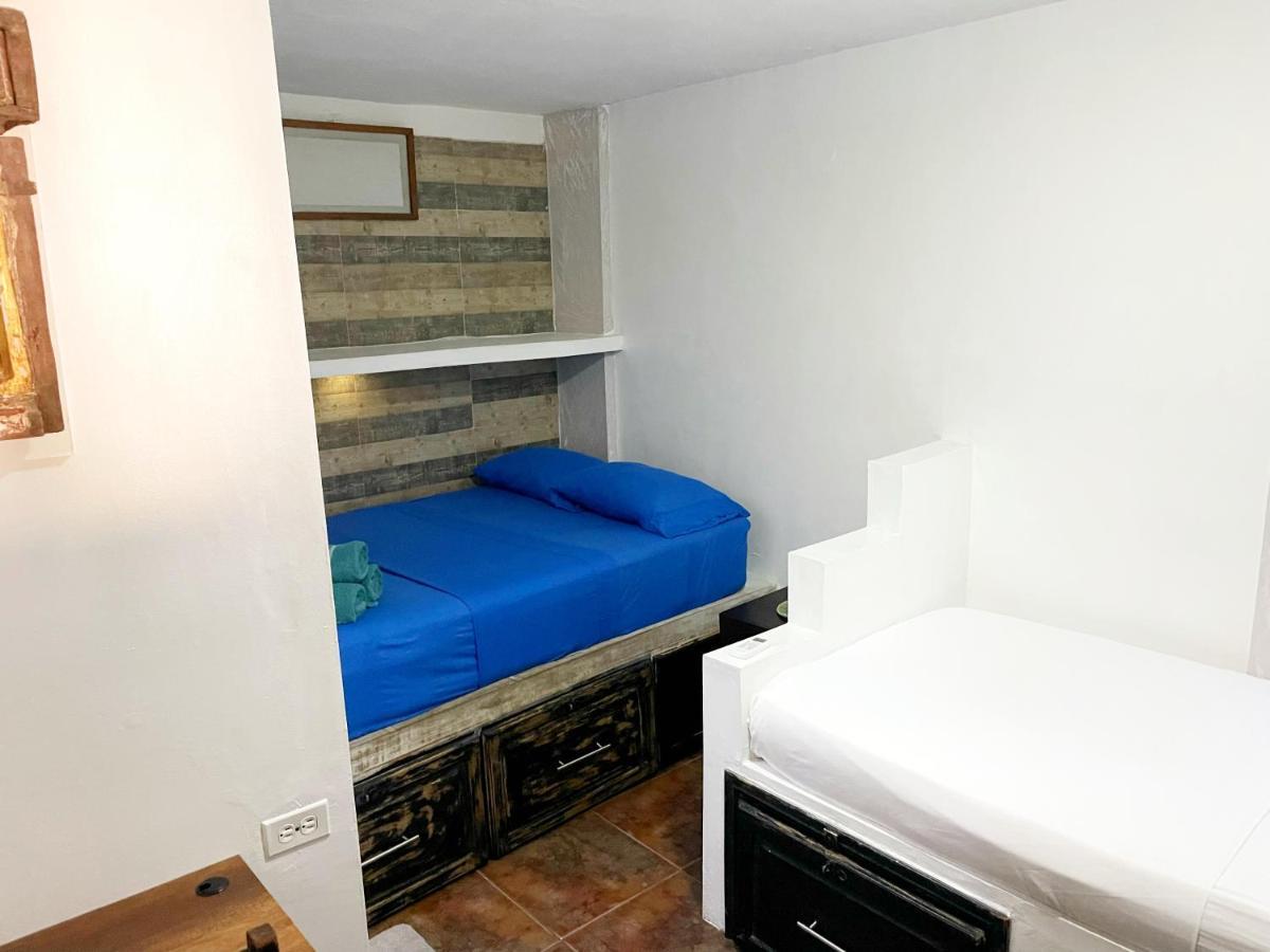 Casa Mama Waldy Hostel Cartagena Eksteriør bilde